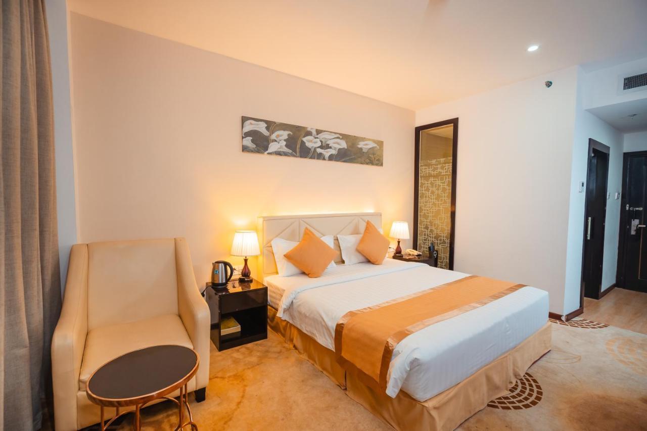 Hotel Sanchaung Янгон Экстерьер фото