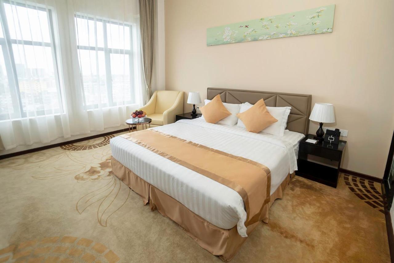 Hotel Sanchaung Янгон Экстерьер фото